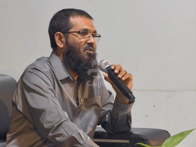 މަންމަގެ އެސްފީނާ ދަރިފުޅަށްވެސް ޖެހިދާނެ – އައްޝައިޚް އަޙްމަދު ސަމީރު އިބްރާހީމް